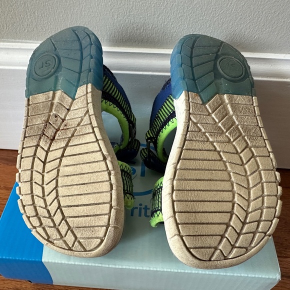 EUC Stride Rite Kids Light-Up Sandals - Blue and Green Size 7 Toddler - Picture 5 of 6